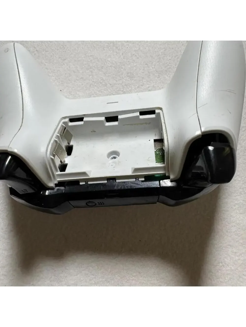 Microsoft Xbox One Wireless Controller Model 1708 White - Missing Battery Cover